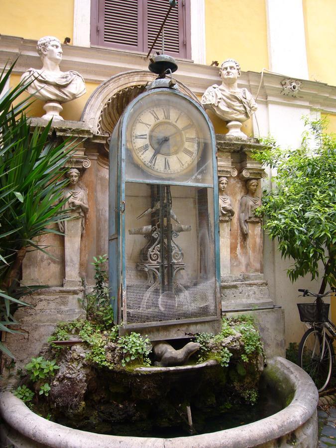 La Casa Dell'Orologio Di Palazzo Berardi Hotel Roma Exterior foto